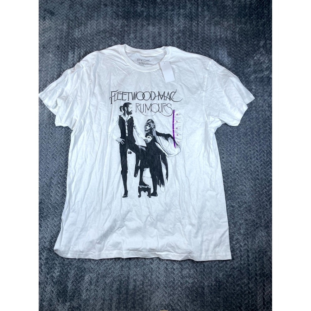 Fleetwood Mac Rumors T Shirt Mens XL White Short Sleeve Pullover Summer Tee